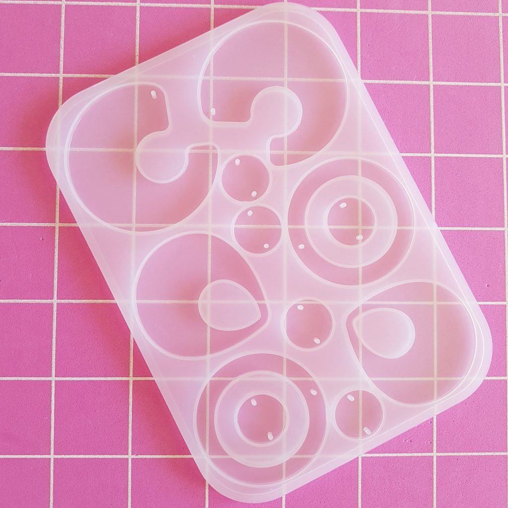 ClaySho.eu silicone earring mould up for resin